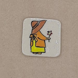 BONNET GIRL : WITH FLOWER