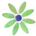 DAISY -  GREEN Petals (8) with BLUE Centre